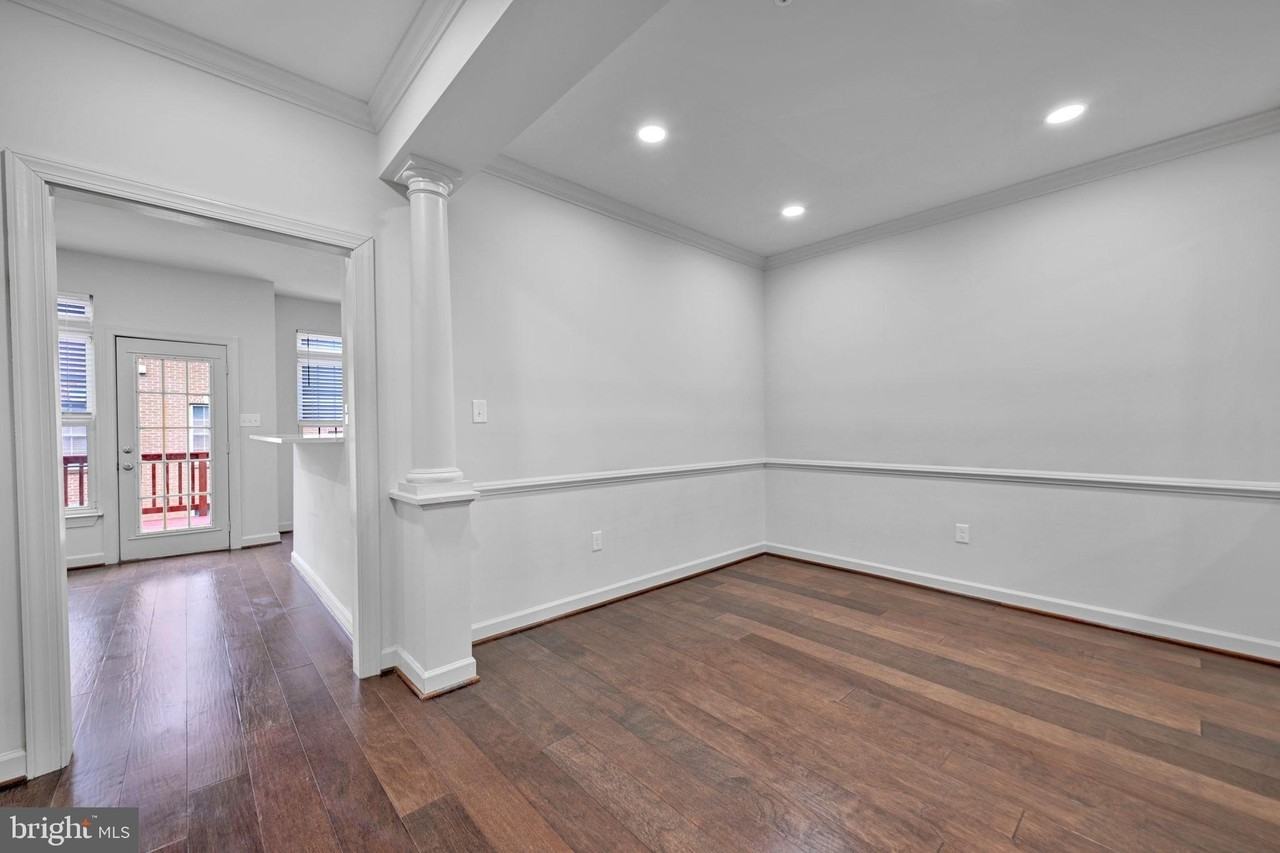 14203 Plum Run Way - Photo 7 of 48