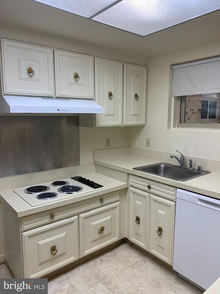 3383 S Leisure World Blvd #92-1C - Photo 6 of 28