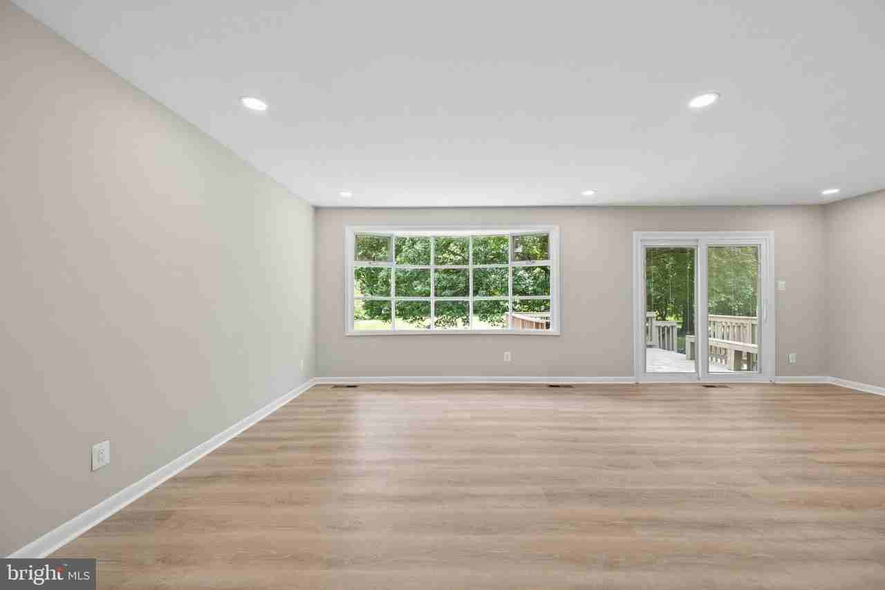 12408 W Old Baltimore Rd - Photo 7 of 50