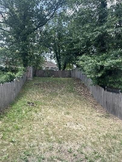 821 Maury Ave - Photo 4 of 23