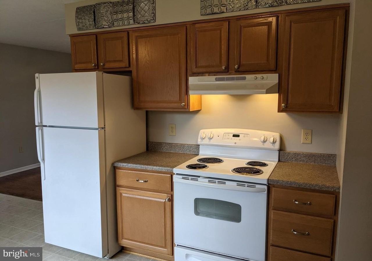 21585 America St - Photo 6 of 15