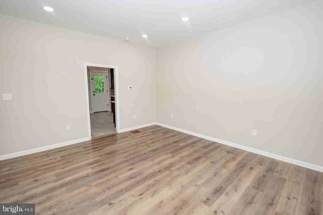 140 Delsea Dr S #1 - Photo 3 of 16