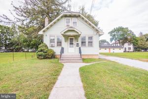 featured image of 11 Sewell St #ADOWN
