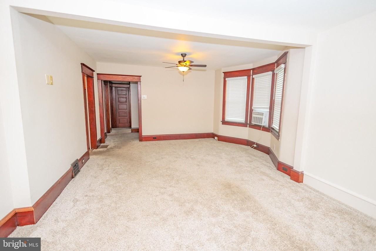 11 Sewell St - Photo 3 of 19