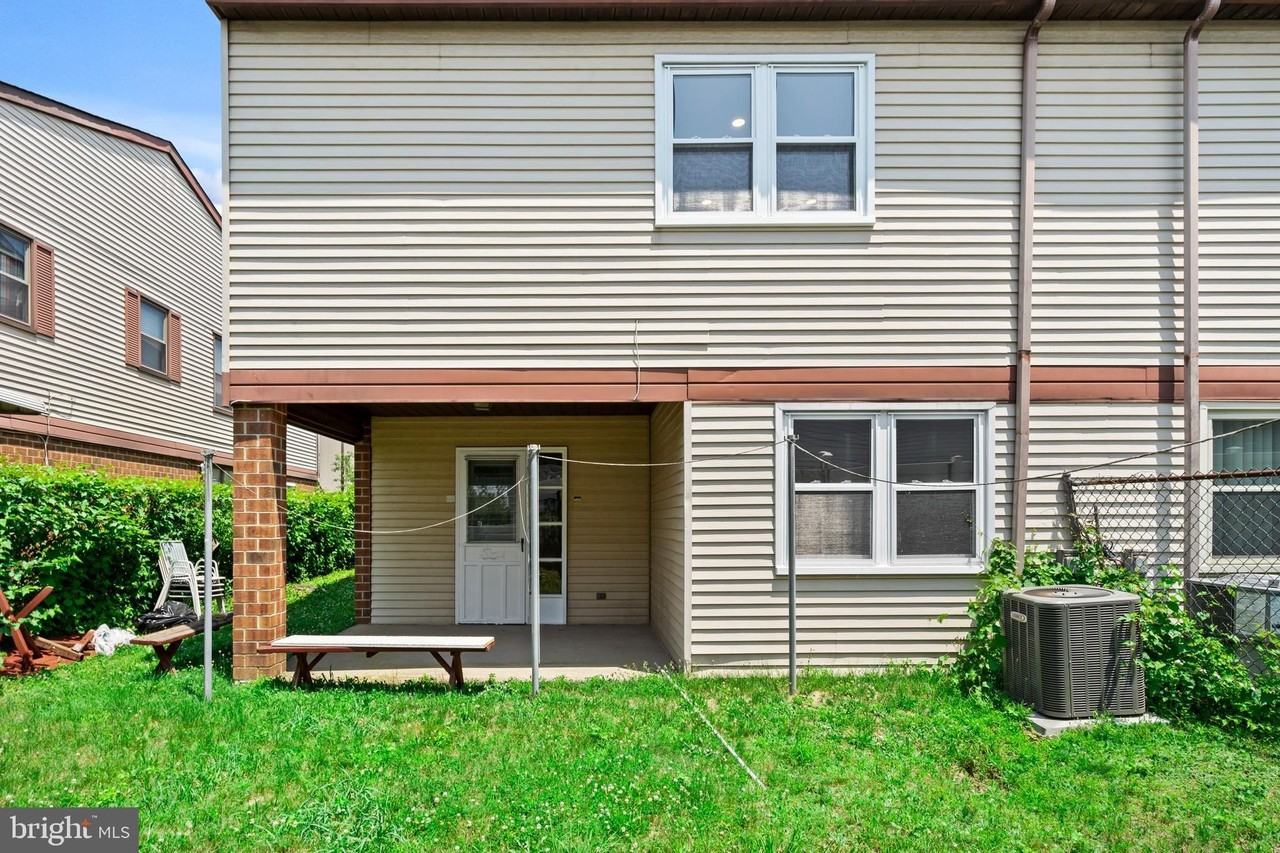 826 Hendrix St - Photo 5 of 34