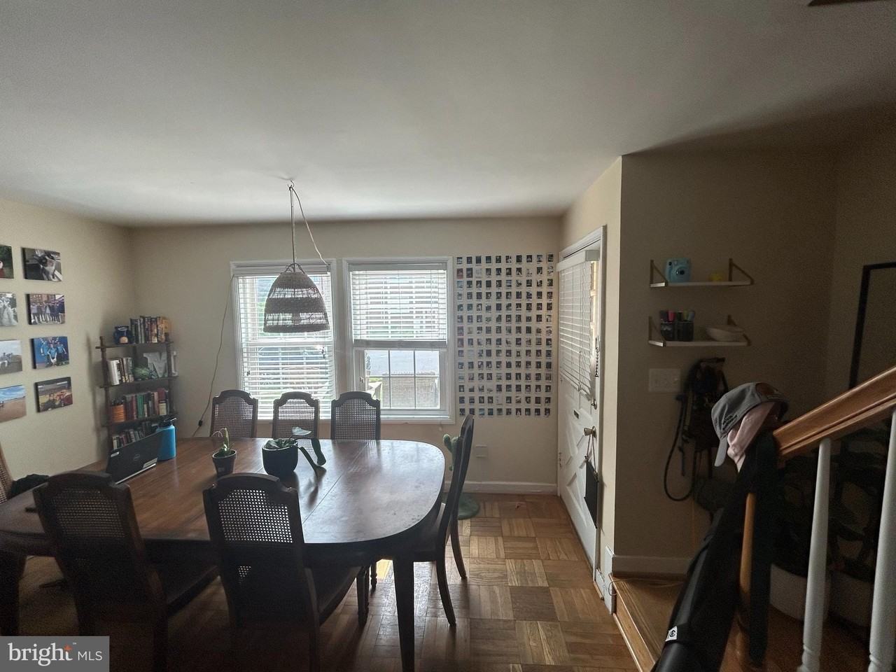 726 N Oakland St - Photo 4 of 14