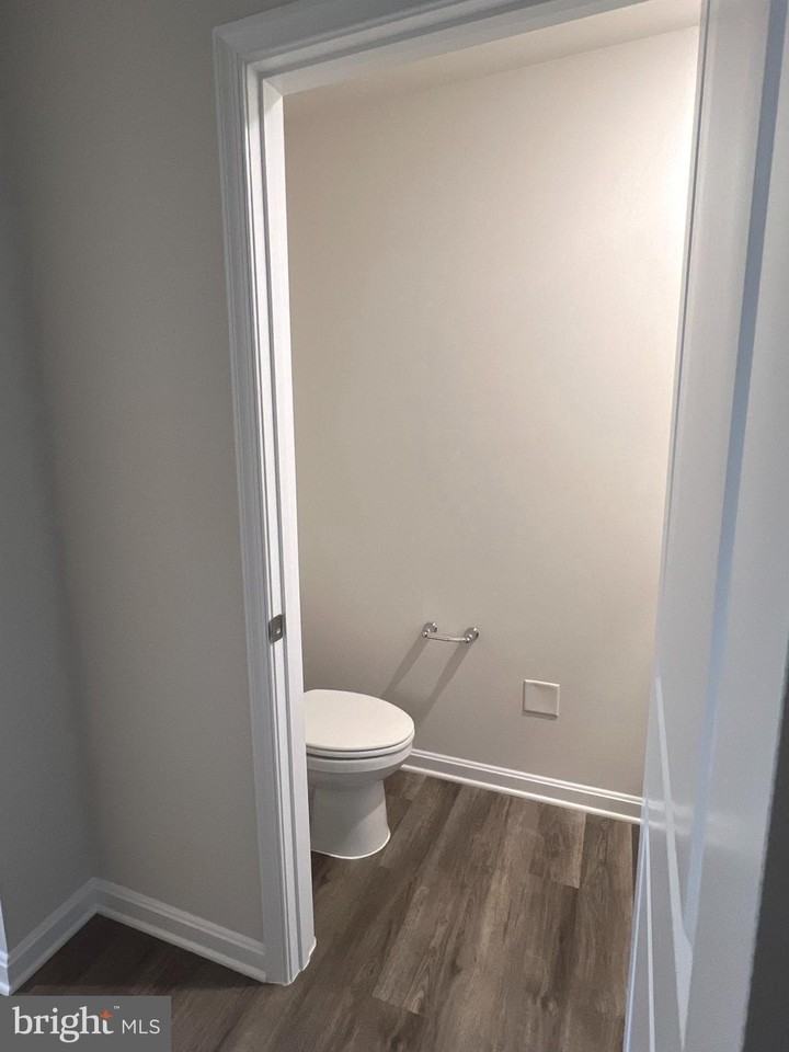 180 Hamstead Dr - Photo 5 of 24