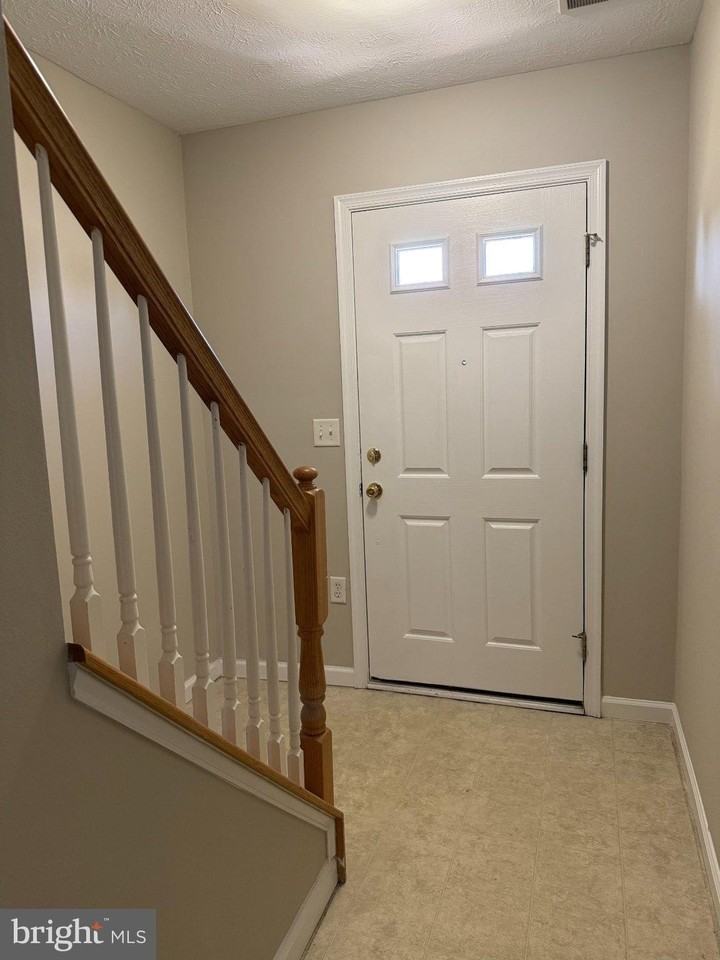 206 Weathervane Dr - Photo 3 of 26