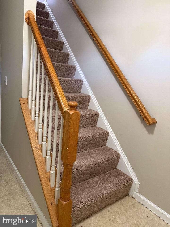 206 Weathervane Dr - Photo 4 of 26