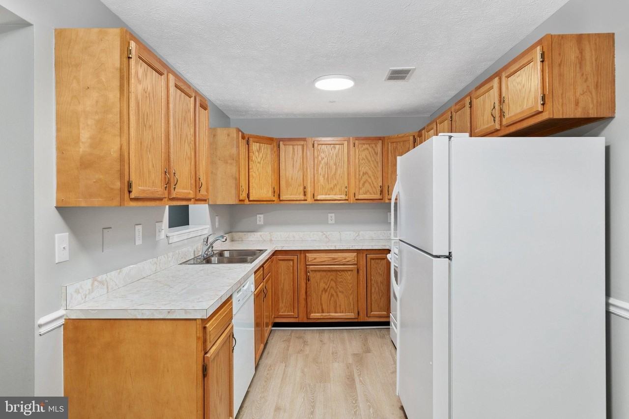 165 Hailey Ln #G3 - Photo 6 of 27