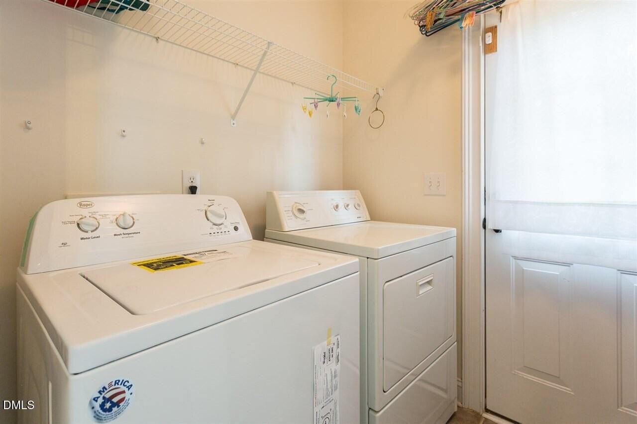 304 Star Magnolia Dr - Photo 4 of 33