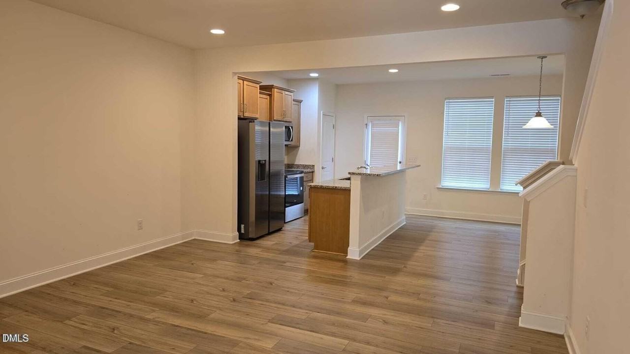 4769 Lord Fogelman Way - Photo 4 of 30