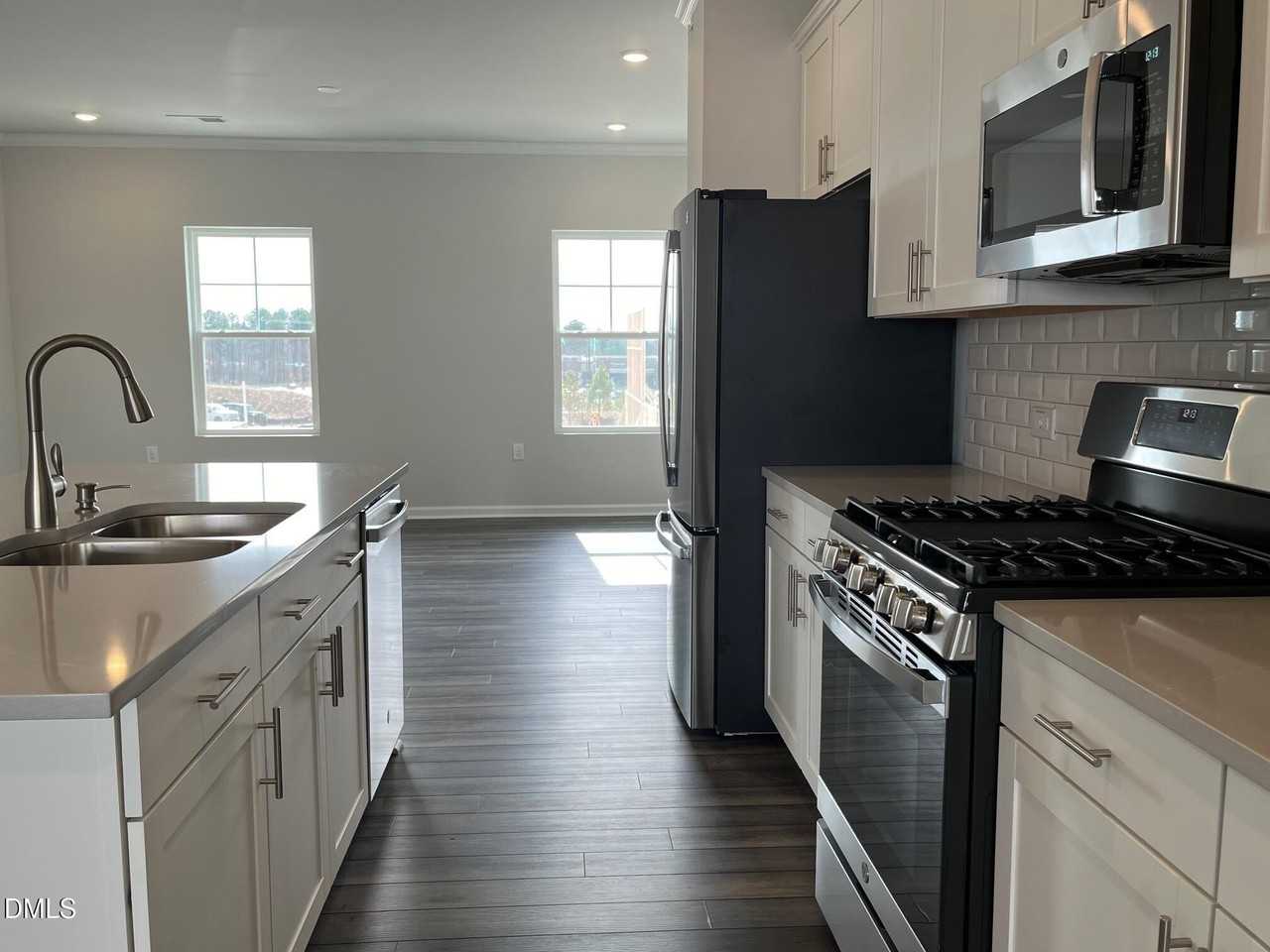 2141 Terrawood Dr - Photo 7 of 20