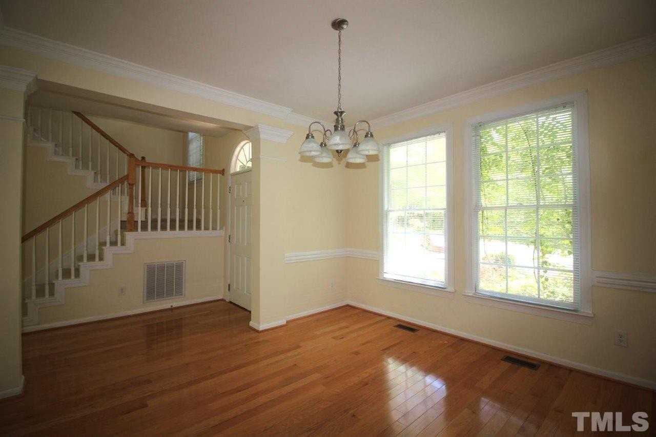 106 Bowers Ln - Photo 2 of 19