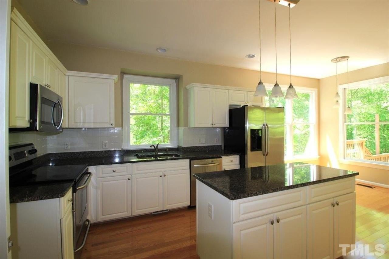 106 Bowers Ln - Photo 6 of 19
