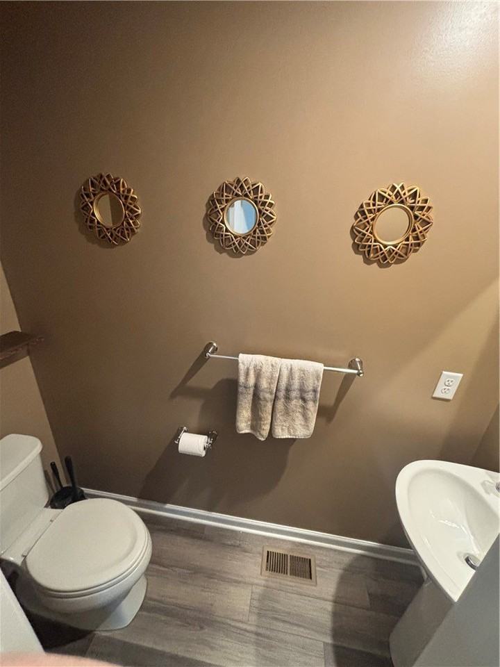 313 Ruth Ct - Photo 6 of 19