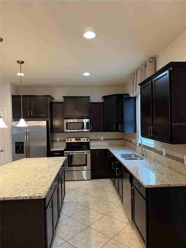 8519 Rindge Rd - Photo 4 of 21
