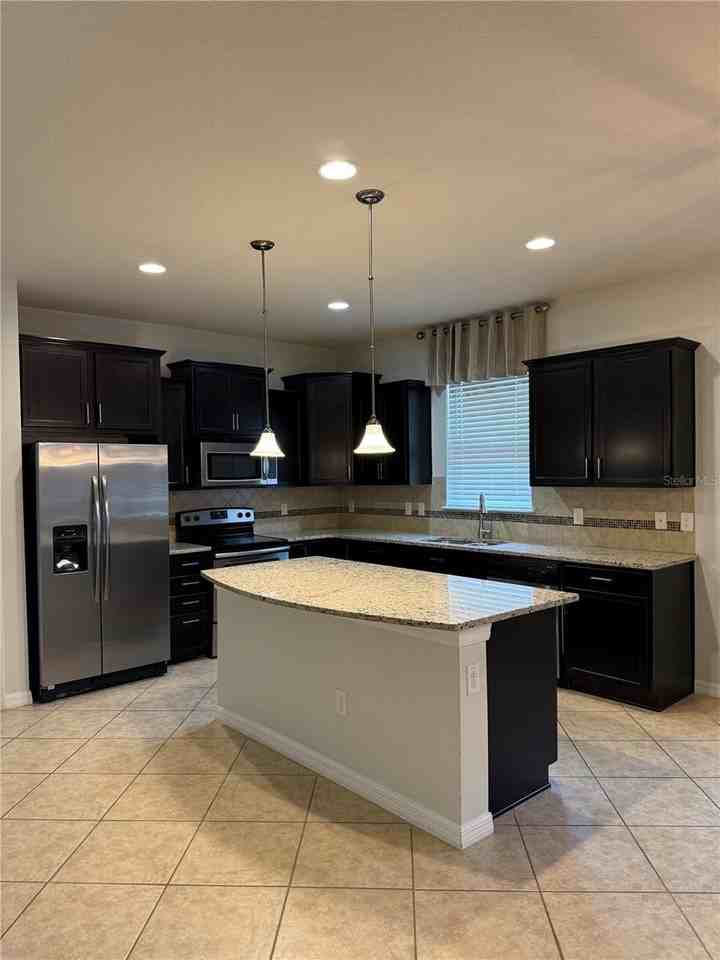 8519 Rindge Rd - Photo 5 of 21