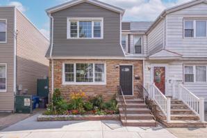 featured image of 9210 104th St