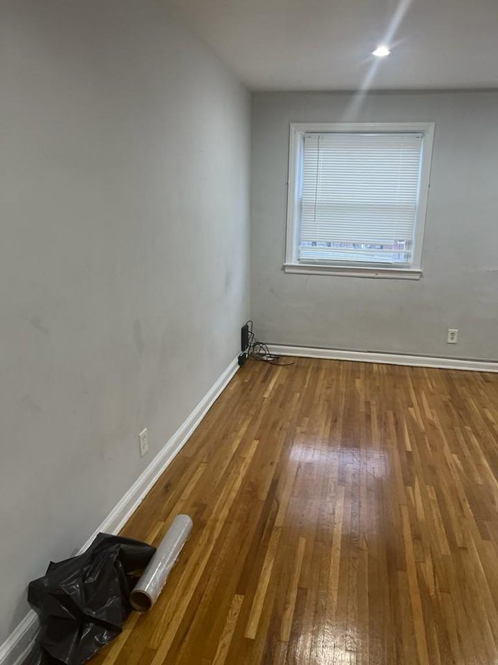 718 Ogden St #2RIGHT - Photo 3 of 14