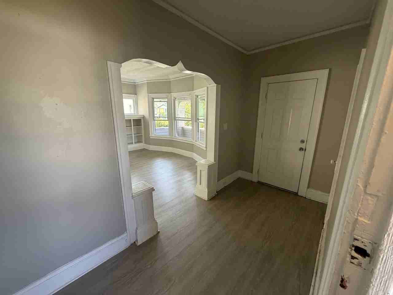 3349 E 125th St - Photo 3 of 16