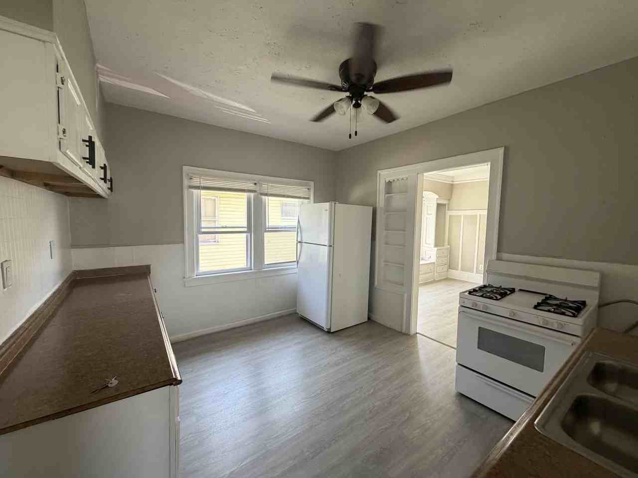 3349 E 125th St - Photo 5 of 16