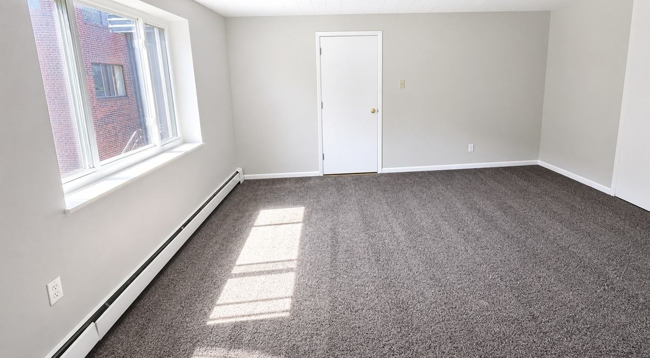 5529 ELLSWORTH AVENUEAPT 4 #004 - Photo 2 of 8
