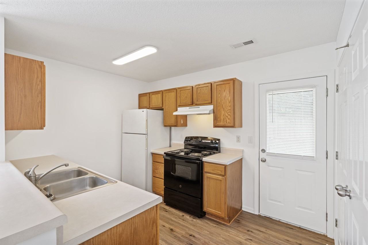 50255027 Geyser Blvd #5025 - Photo 6 of 19