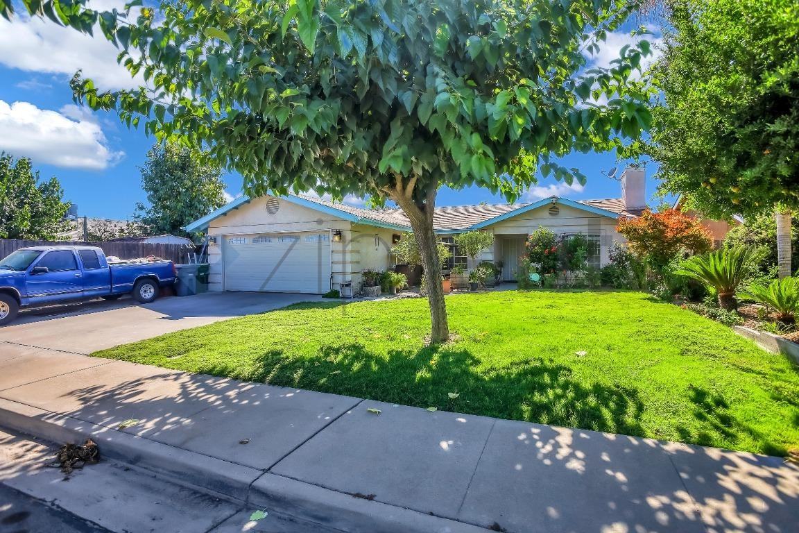 2411 Berry St - Photo 4 of 30