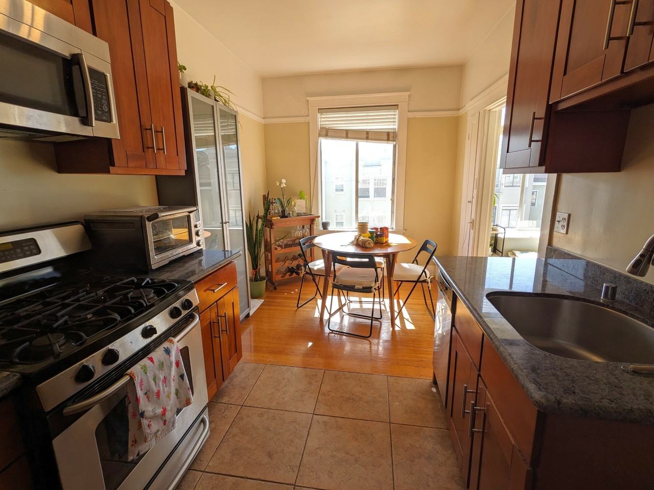 550 Lake St #304 - Photo 7 of 9