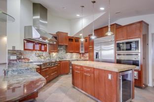 2703 Lobelia Rd - Photo 1 of 1