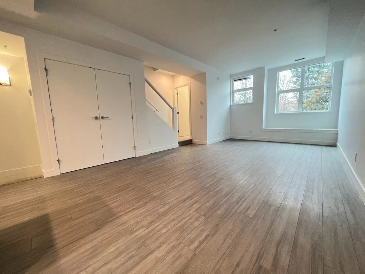 2060 Curling Road - Photo 3 of 10