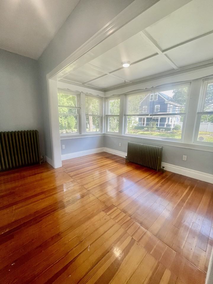 289 Webster St #1