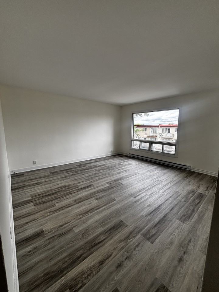5270 Place Jules-Fournier - Photo 2 of 16