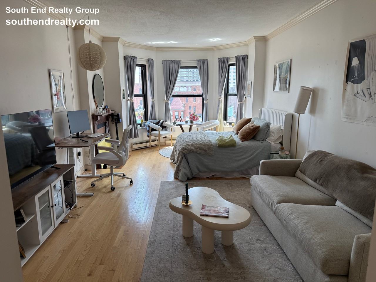 160 Commonwealth Ave #608