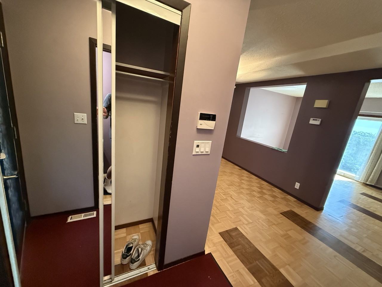 227 Edison Ave - Photo 4 of 21