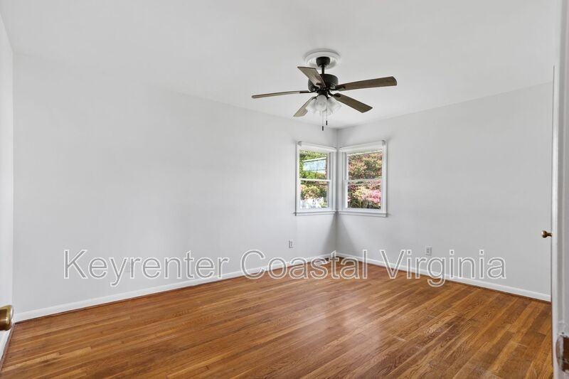1100 Wilson Rd - Photo 6 of 12