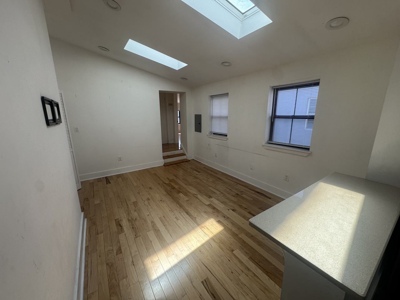 934 New Market Street - Photo 3 of 12