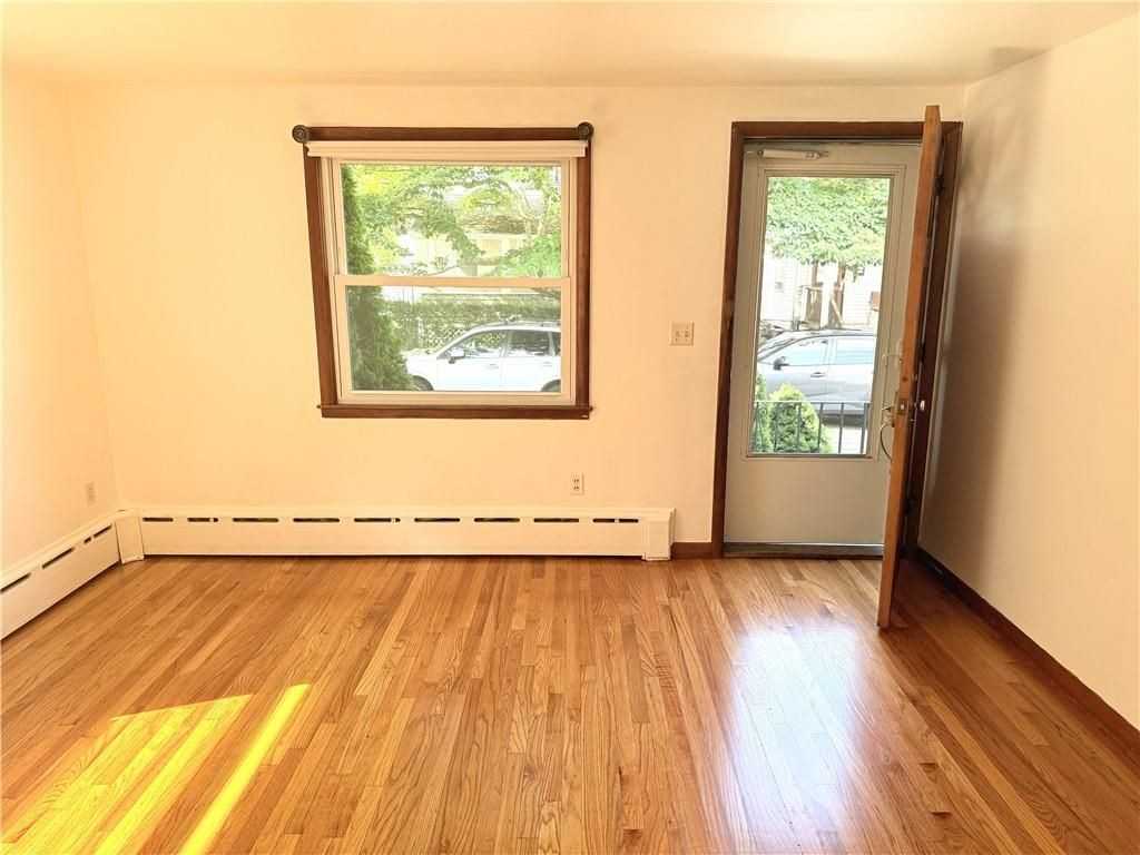 25 Thurston Ave ##B - Photo 2 of 29