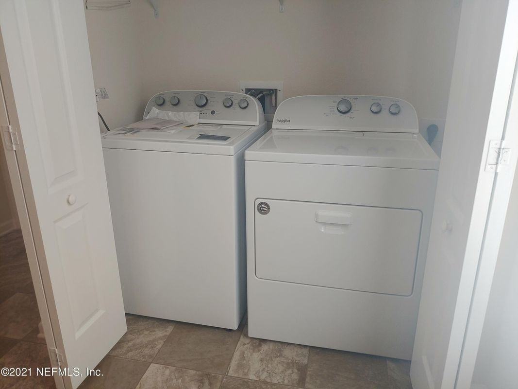 340 Servia Dr - Photo 7 of 31