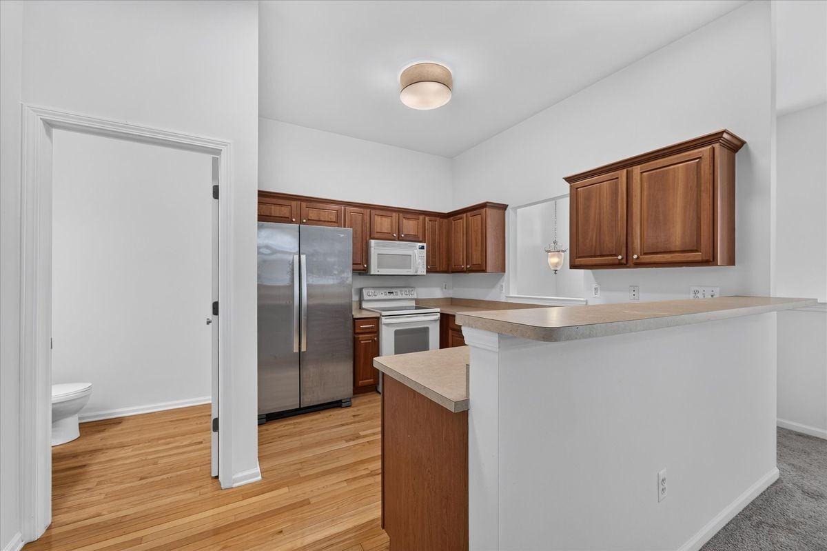39763 Rockcrest Cir - Photo 4 of 49