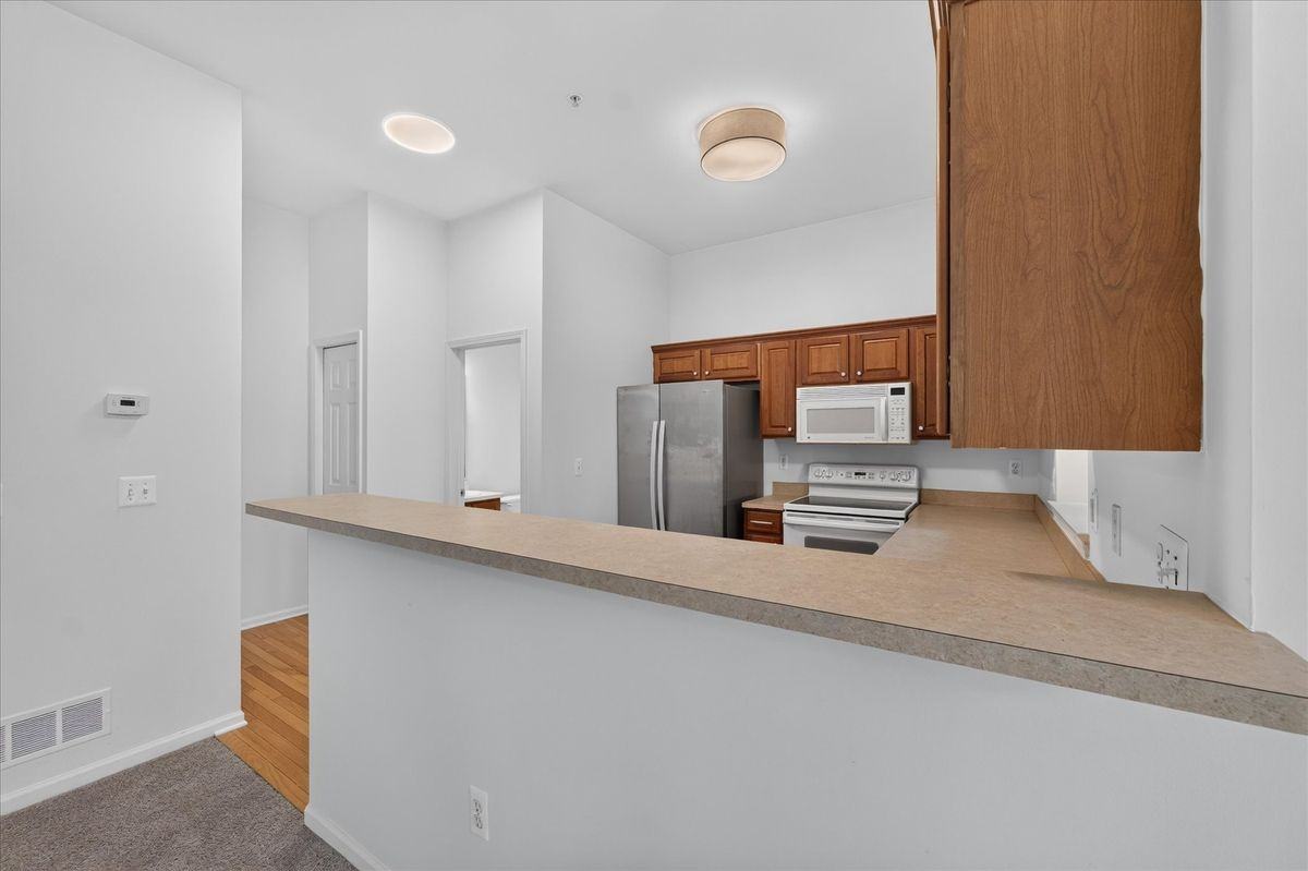 39763 Rockcrest Cir - Photo 6 of 49