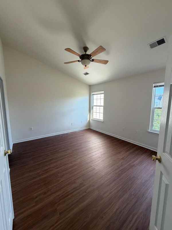 8707 Farnham Way - Photo 3 of 17