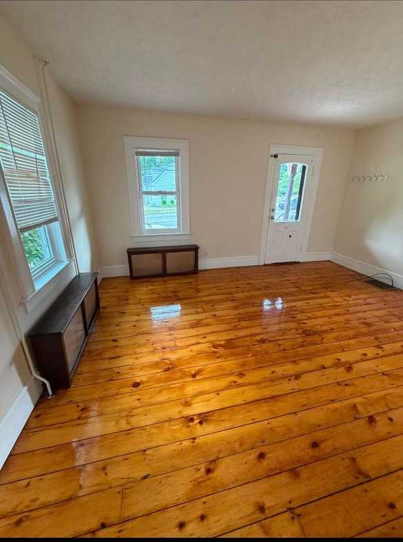 506 Main St - Photo 6 of 6