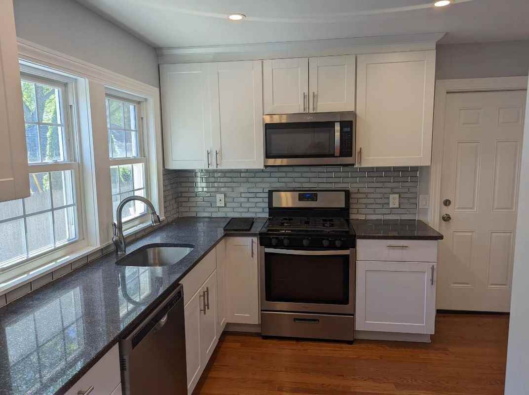 96 Delham Ave - Photo 2 of 3