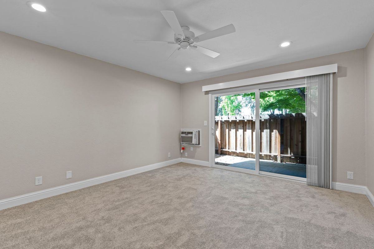 975 Murrieta Blvd ##5 - Photo 7 of 32