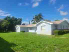 242 Se 24th Ave - Photo 1 of 1