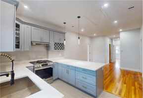 featured image of 14 King St #3