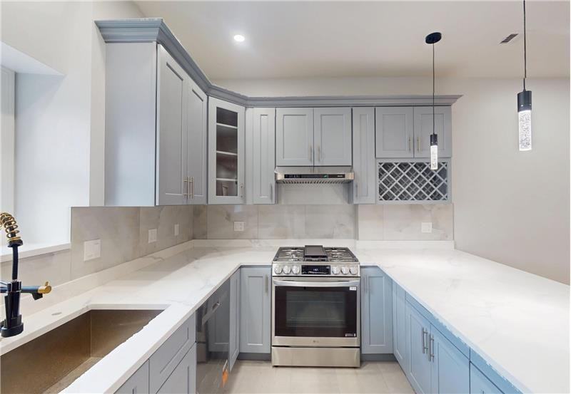 14 King St #3 - Photo 2 of 14