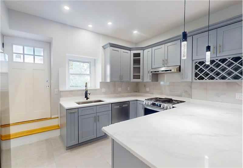 14 King St #3 - Photo 3 of 14